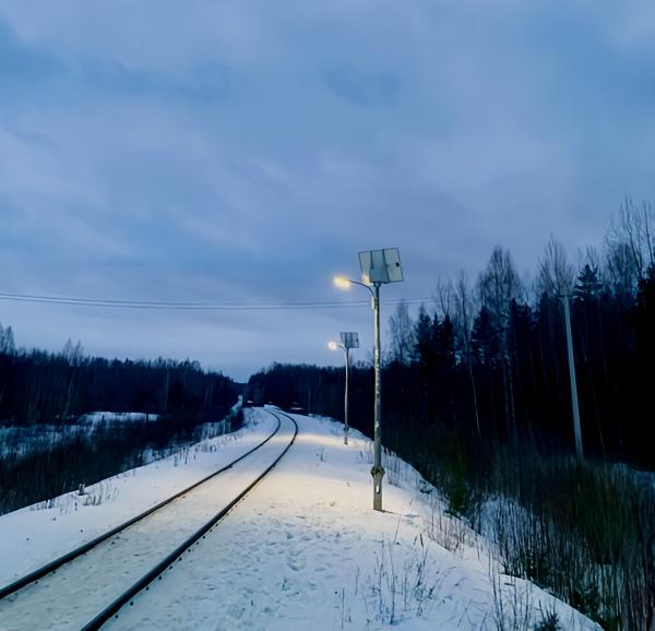 Автономные светильники на солнечных батареях для железных дорог