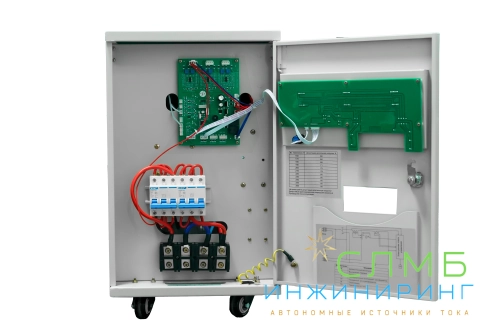 AVR SERVO 20000SF