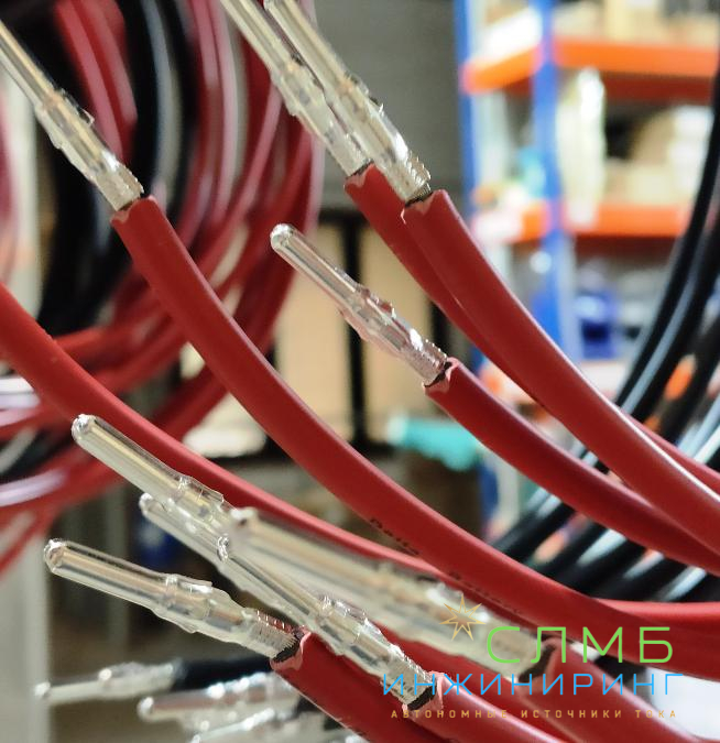 кабельные перемычки солнечных панелей обжатые МС4